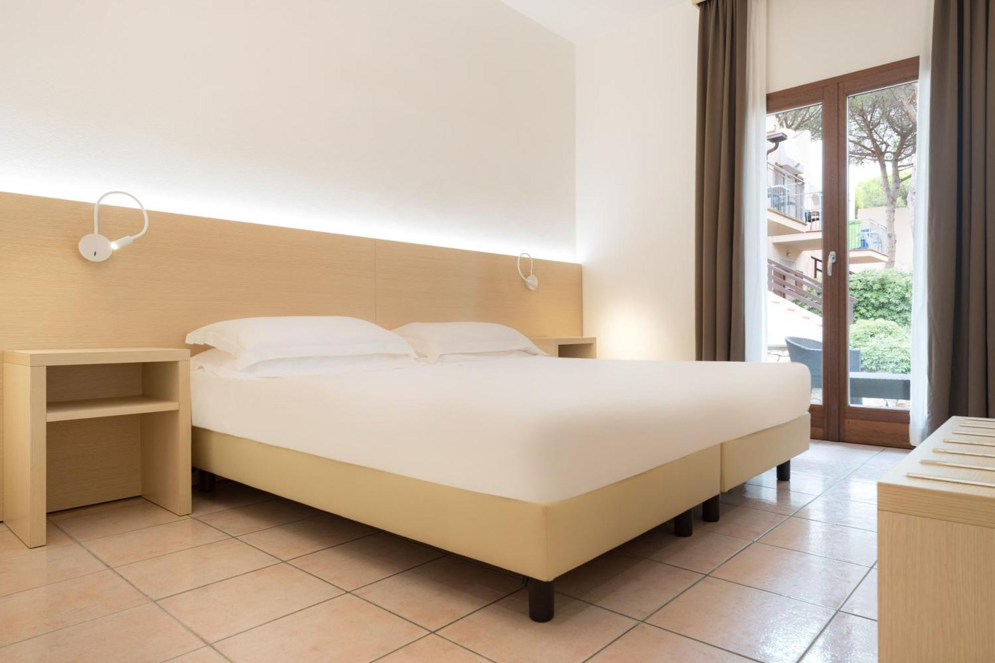 Classic Room,1771740898:JPEG